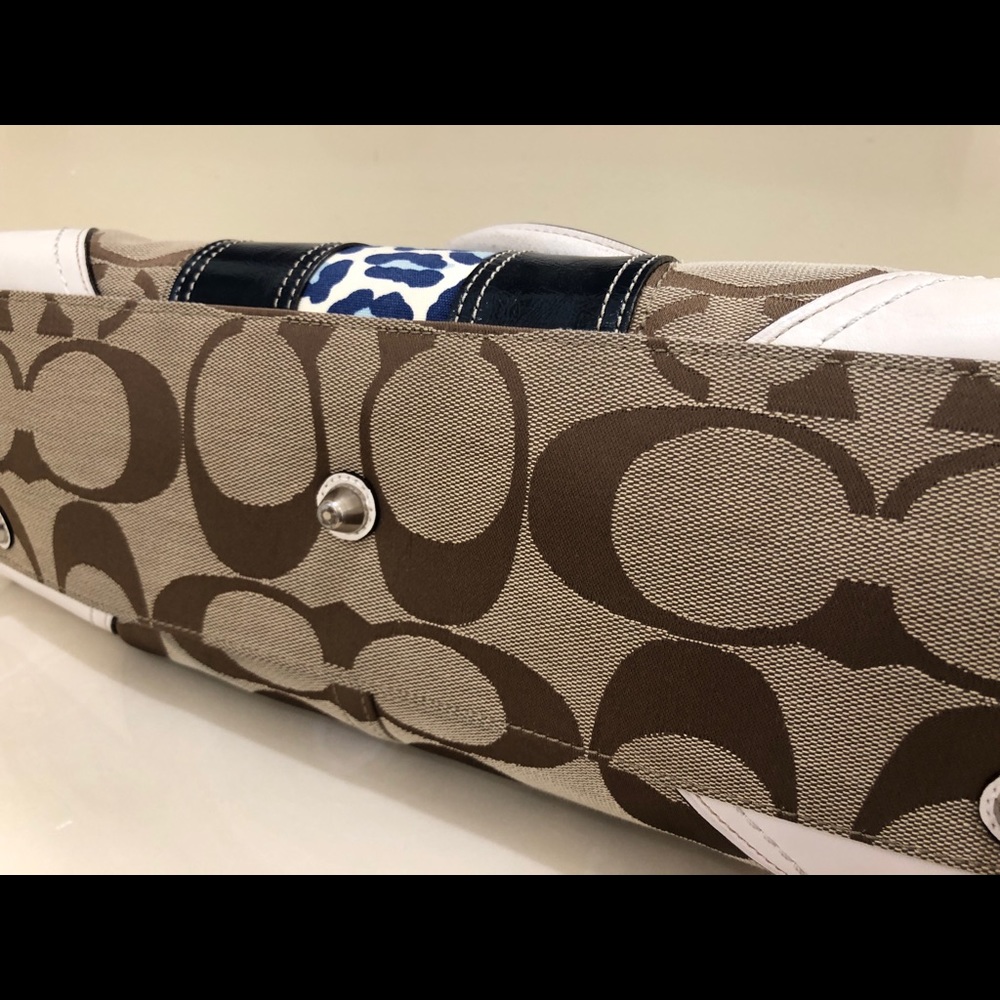 Handbag. - Picture 2 of 7